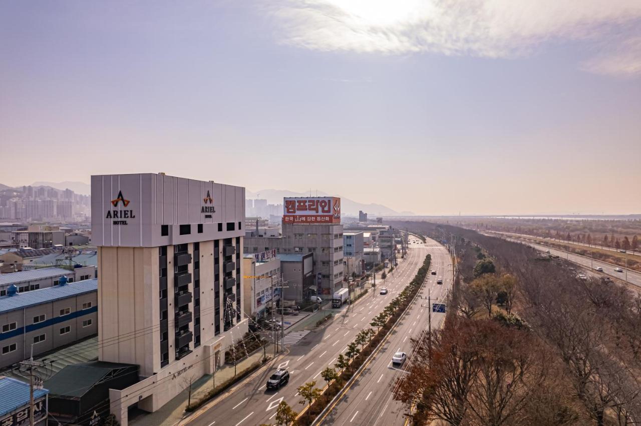 Ariel Hotel Пусан Экстерьер фото