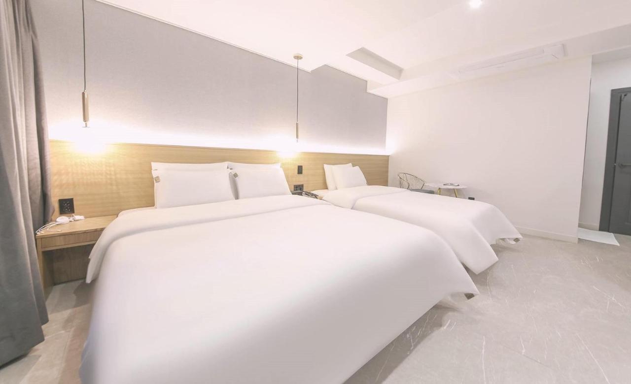 Ariel Hotel Пусан Экстерьер фото